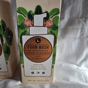 L. pH Balanced Foam Wash Feminine Period Intimate Skin Care New.